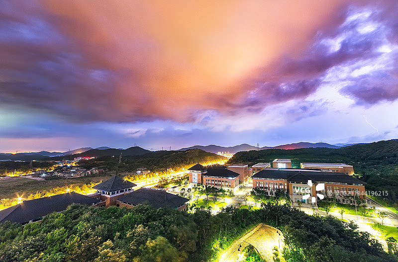 中国舟山浙江大学舟山校区海洋学院建筑风光图片素材