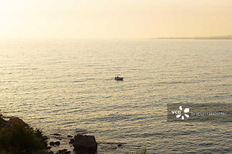塞浦路斯珊瑚湾的壮丽海景图片素材
