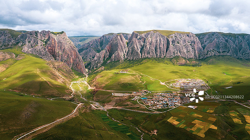 甘加秘境 白石崖图片素材