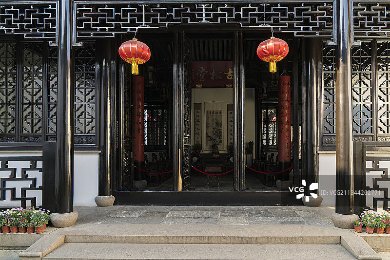 中国江苏省苏州市木渎镇古松园图片素材