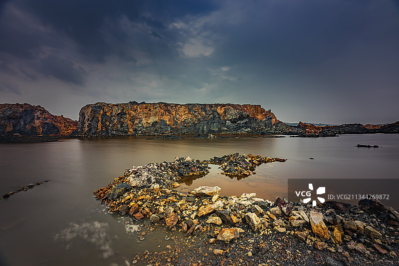 堰塞湖图片素材