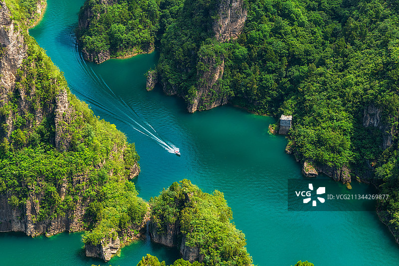 河南焦作修武县云台山峰林峡景区夏季户外风光高视角图片素材