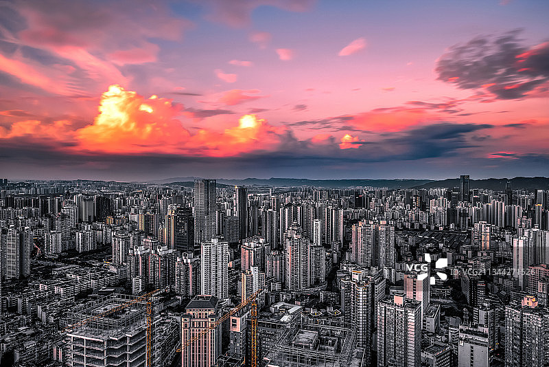 CIC火烧云图片素材