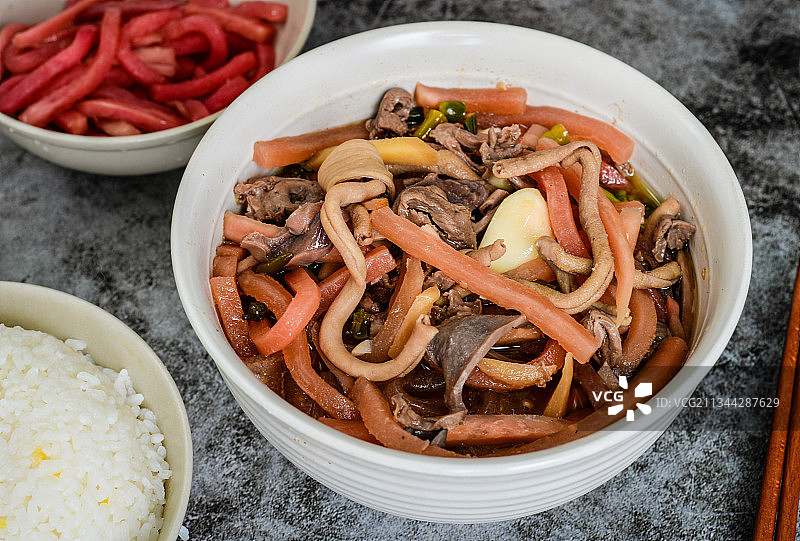 酸萝卜鸡杂图片素材