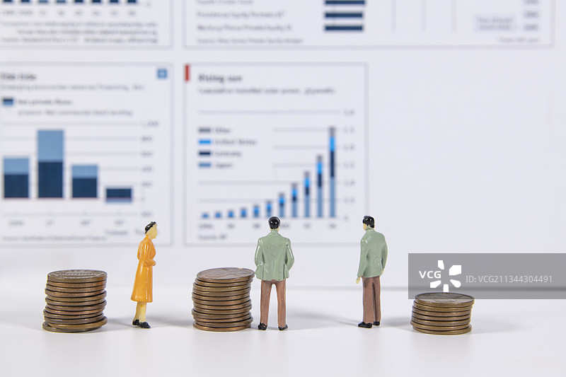 商业图表和商务人士及货币图片素材