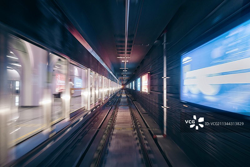 未来科技感 隧道 地铁 广告牌 霓虹灯图片素材