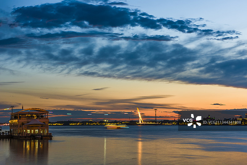 哈尔滨 松花江畔图片素材