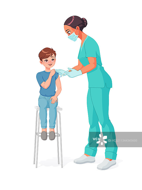 戴口罩的护士为小孩接种疫苗图片素材