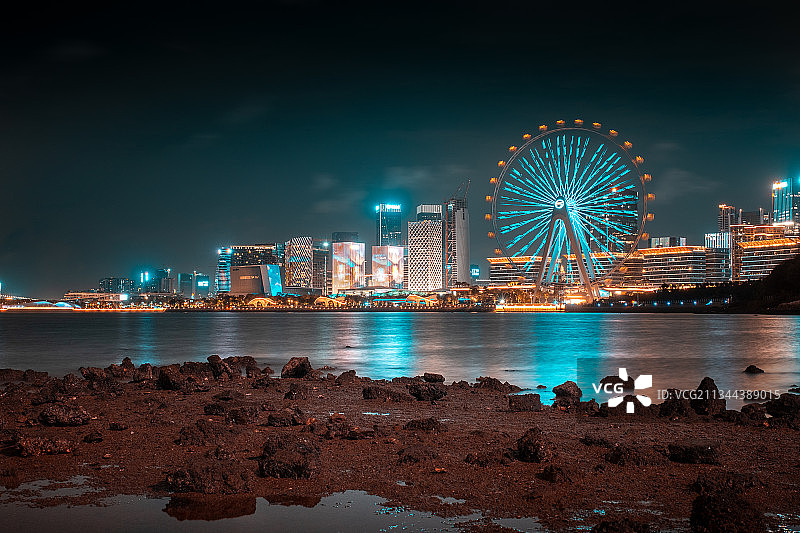 深圳欢乐海岸摩天轮夜景图片素材