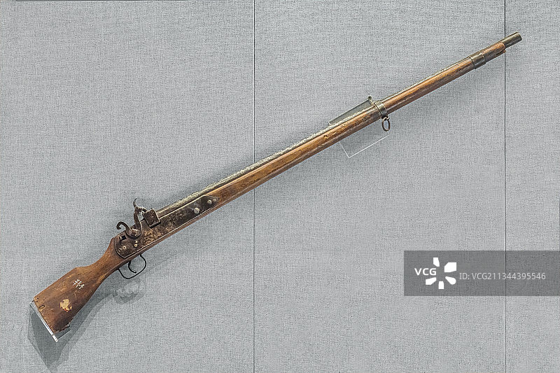 中国共产党，革命文物，红军和解放军用过的步枪，浙江省博物馆图片素材