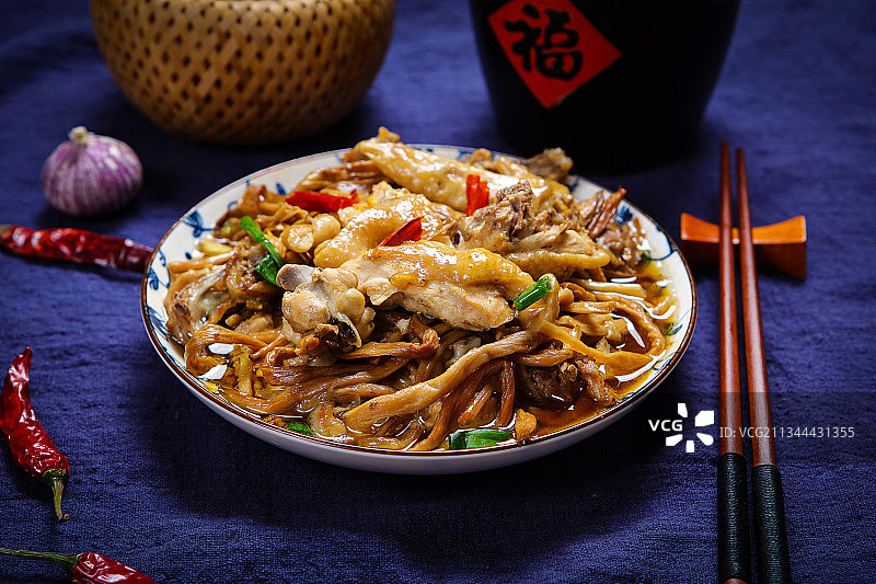 黄花菜蒸鸡图片素材