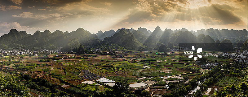 贵州兴义万峰林风光图片素材