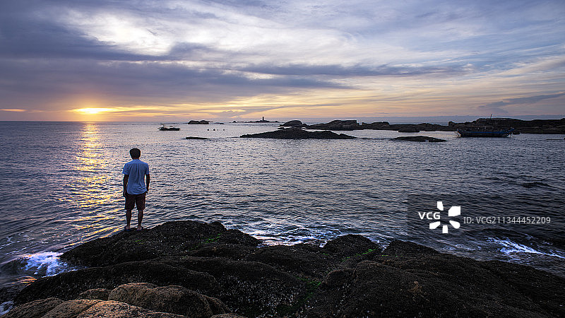 追逐日出图片素材