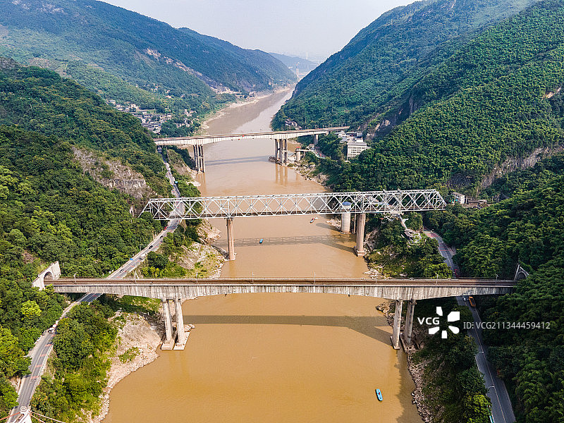 重庆跨江大桥图片素材
