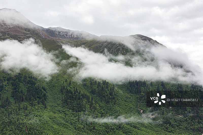 西藏昌都市八宿县然乌湖自然风光图片素材