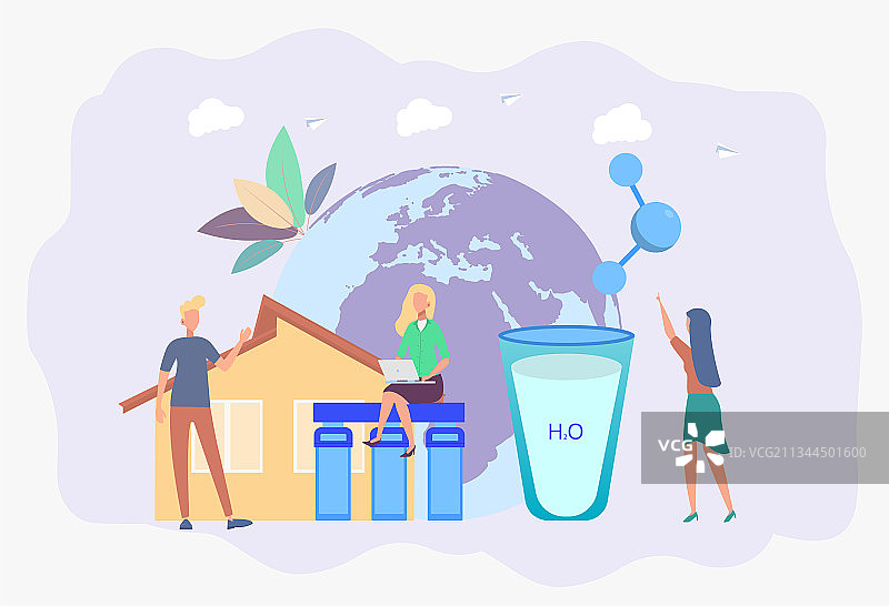人们饮用过滤后的纯净水图片素材