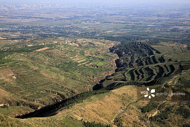 陕西渭北沟壑图片素材