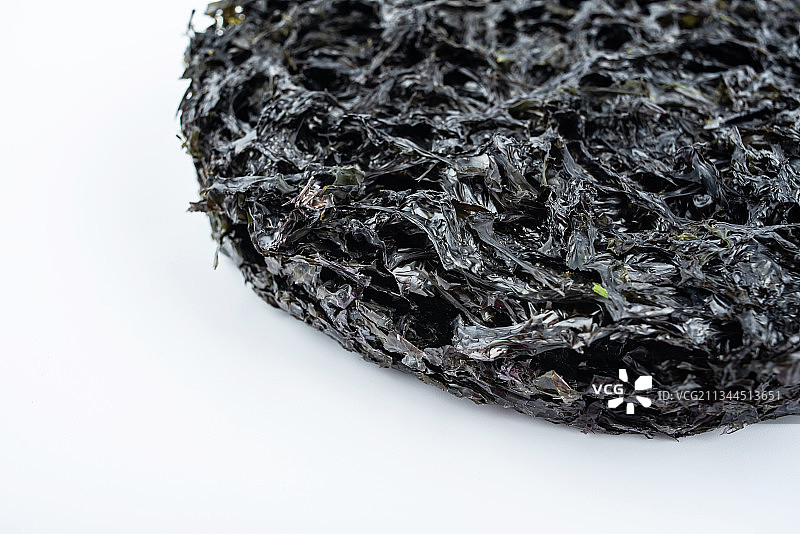 白背景上的干紫菜图片素材