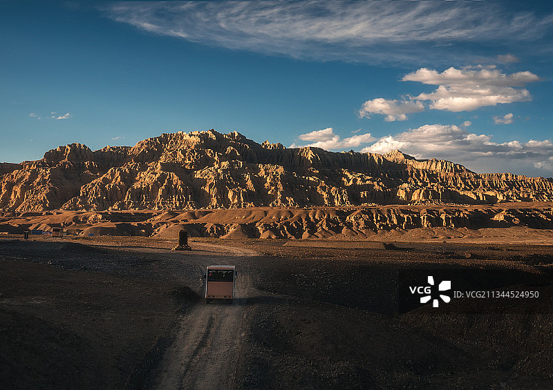 扎达土林夕照图片素材