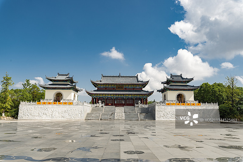 湖北麻城市孝感乡移民文化公园祭祀广场全景图片素材