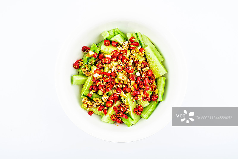 一盘酸辣凉拌青瓜条图片素材