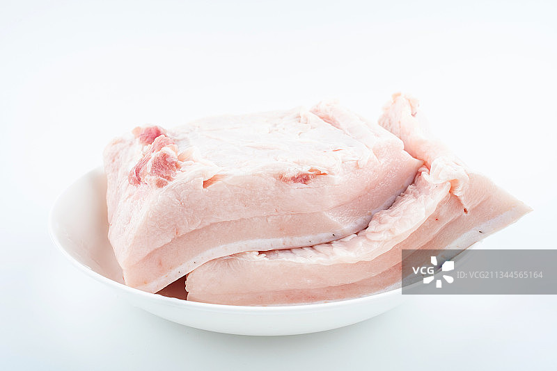白背景上的猪肥膘肥肉图片素材