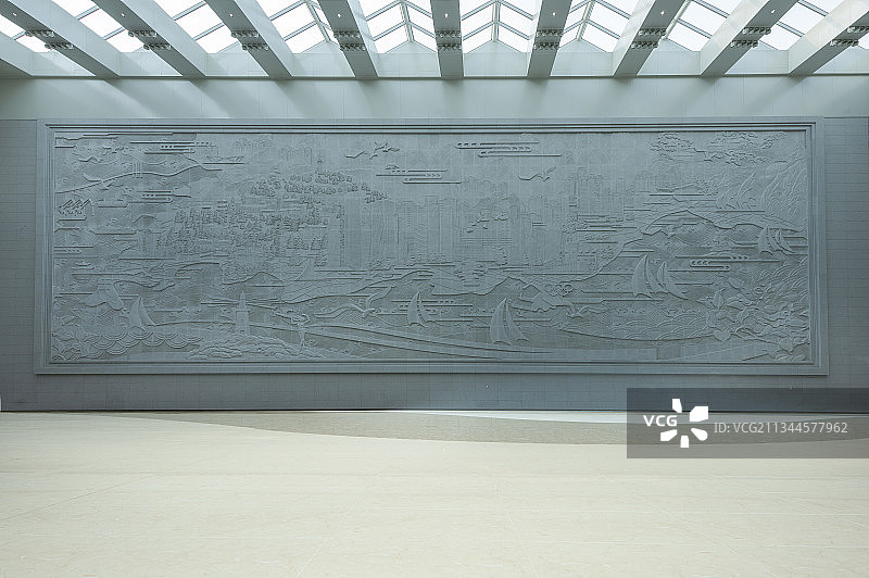 青岛胶东机场室内浮雕壁画图片素材