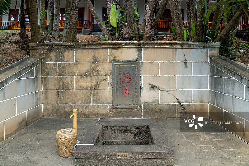 纪念北宋伟大文学家苏轼的海口五公祠之苏公祠图片素材