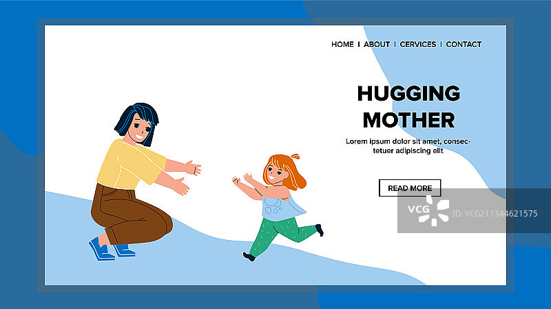 拥抱奔跑的母亲和年幼的女儿图片素材