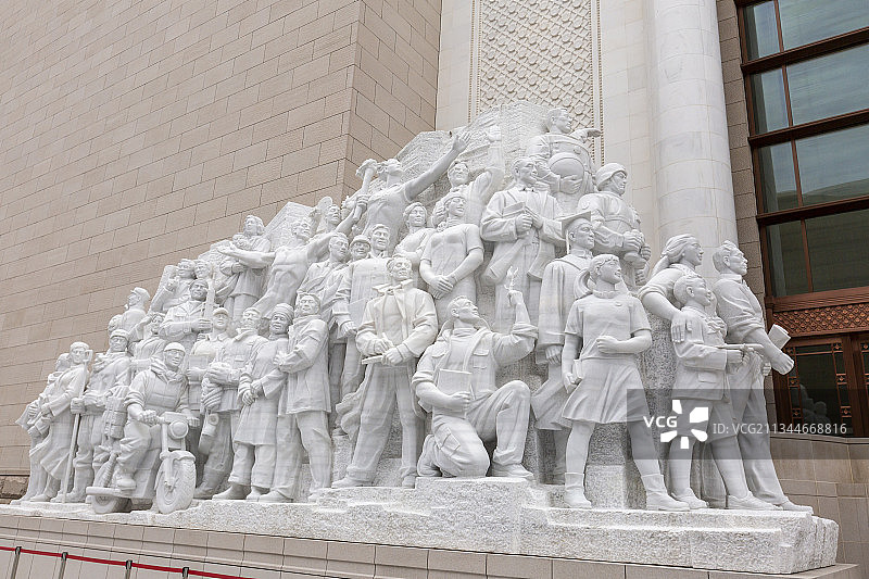 中国共产党历史展览馆前主题雕塑《伟业》图片素材