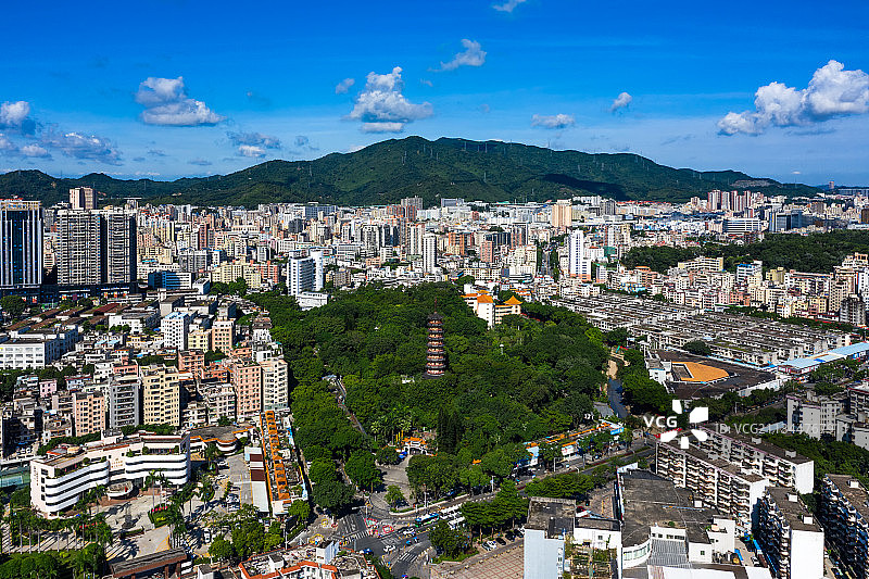 广东省深圳市龙华公园白昼航拍图片素材