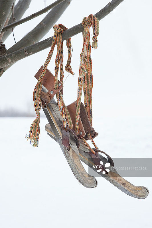 用作装饰的仿古木制冰鞋图片素材