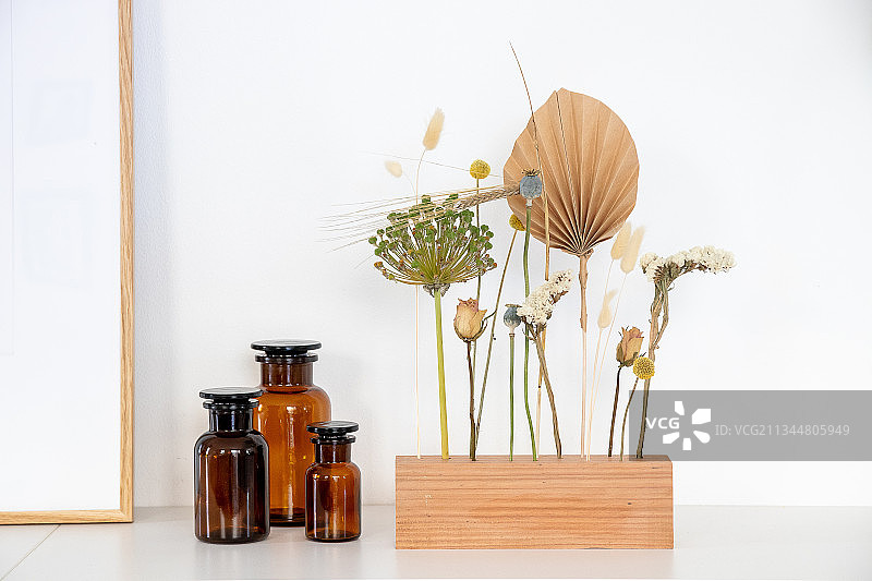 手工制作的干花架图片素材