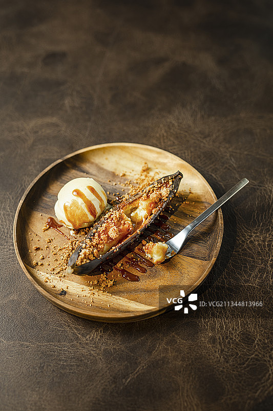 咸焦糖烤香蕉图片素材
