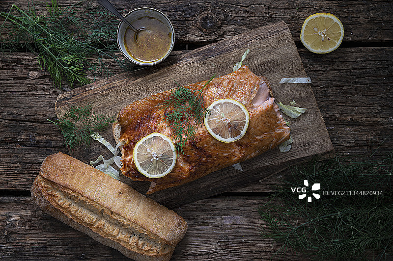 恰巴塔火焰三文鱼图片素材