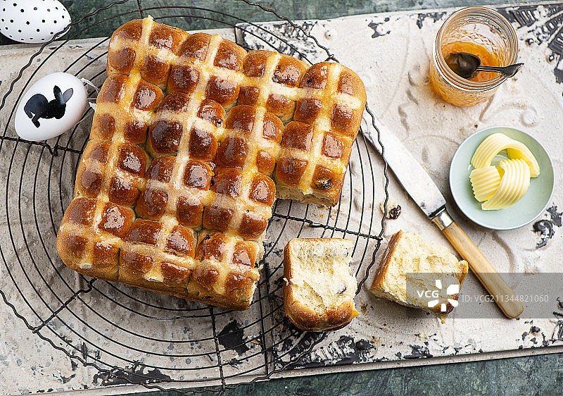葡萄干十字面包（复活节美食）图片素材
