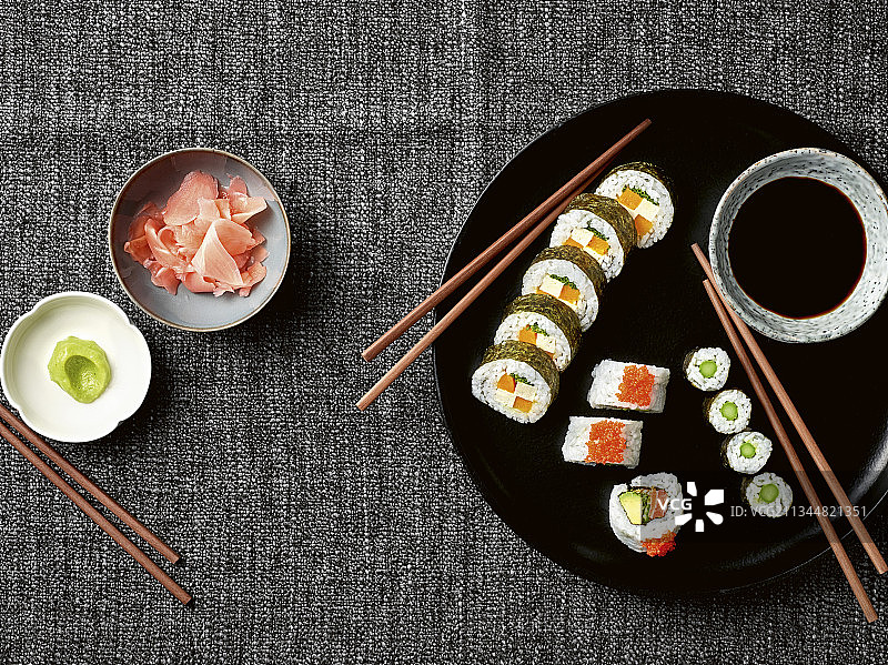 三种寿司图片素材