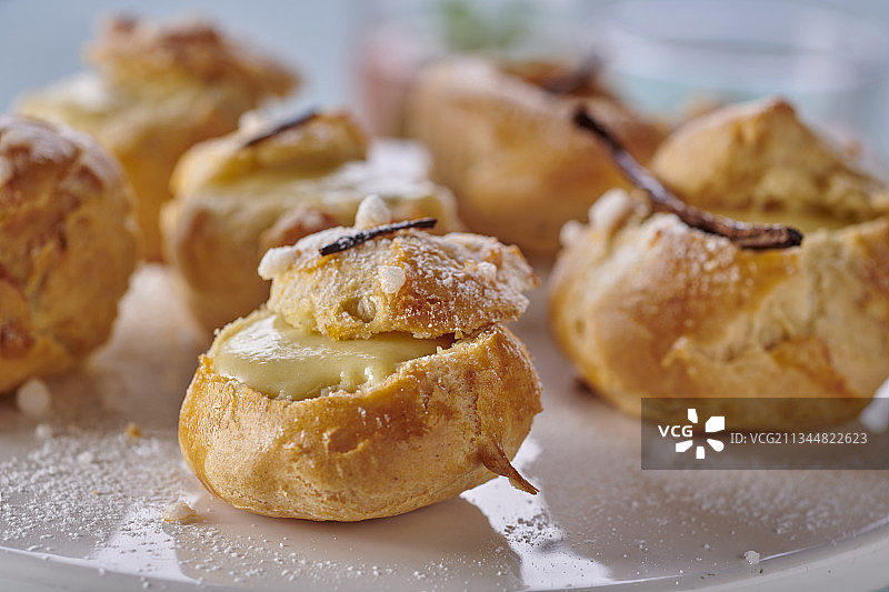 香草奶油泡芙图片素材