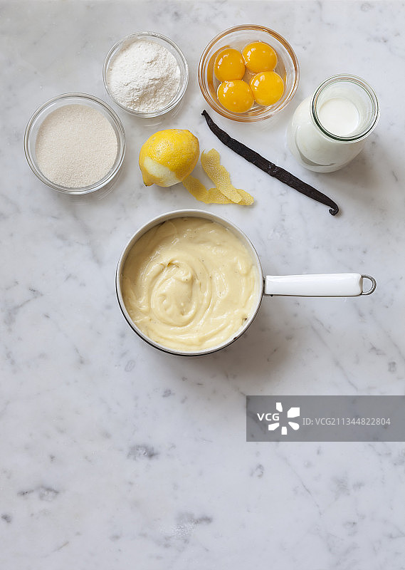 奶油蛋羹图片素材