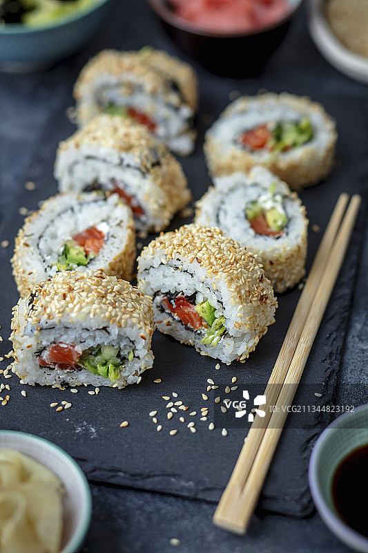 自制三文鱼卷图片素材