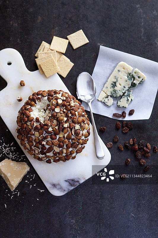 榛子罗克福奶酪球图片素材