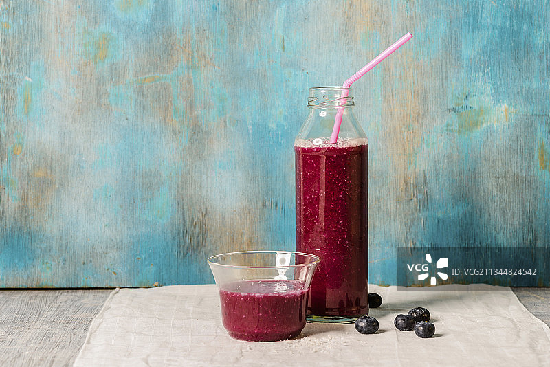 蓝莓麦片冰沙图片素材