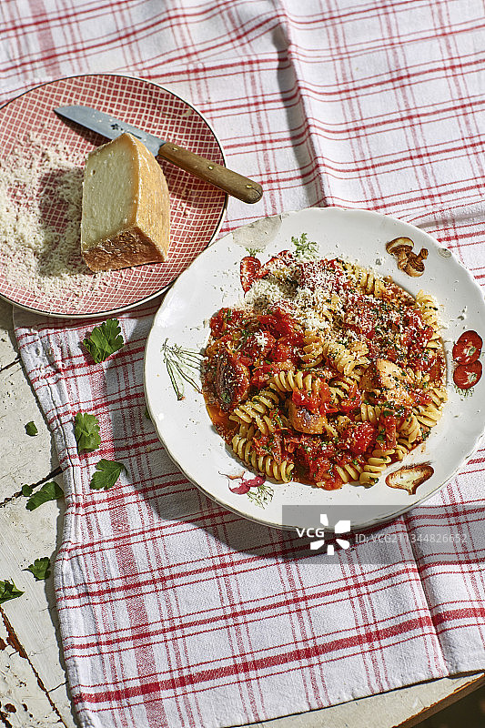 卡拉布里亚风味牛肝菌螺旋面图片素材