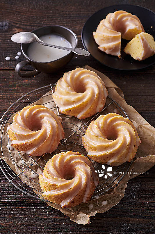 迷你柠檬磅蛋糕图片素材