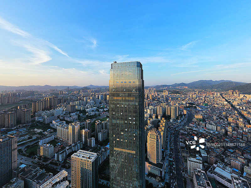 广东省惠州市惠阳区淡水地标诚杰壹中心航拍图片素材