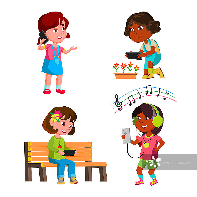 使用智能手机的小女孩套装图片素材