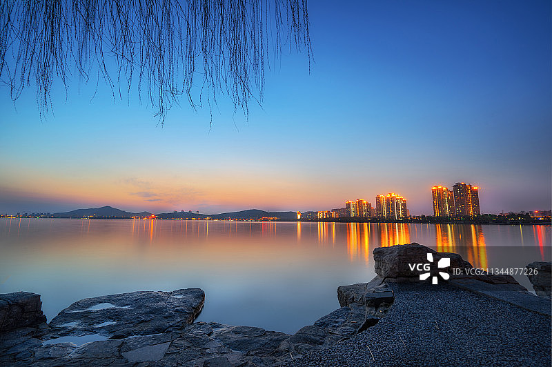 平静的云龙湖+江苏省徐州市泉山区云龙湖风景区图片素材