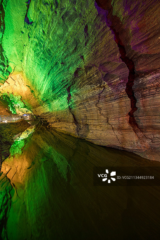 重庆张关水溶洞图片素材