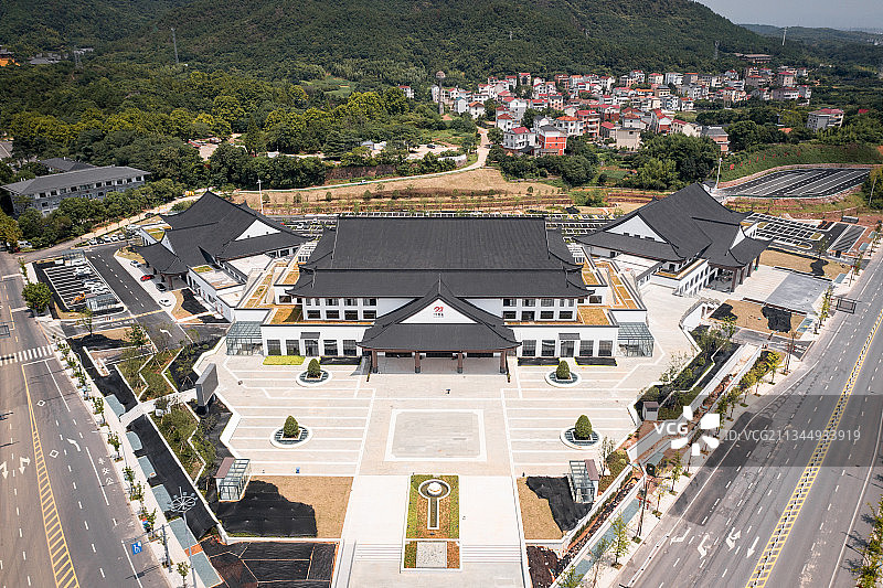 金华北山风景区游客中心航拍金华北山风景区游客中心航拍图片素材