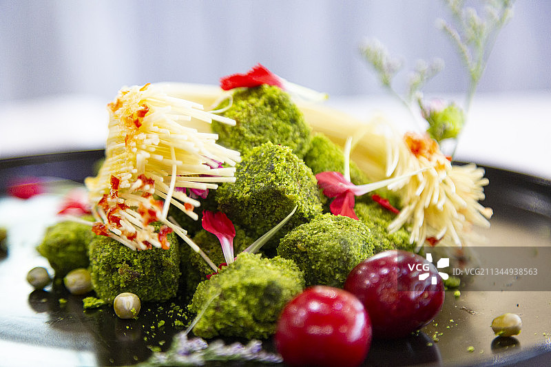 秋葵牛肉粒图片素材